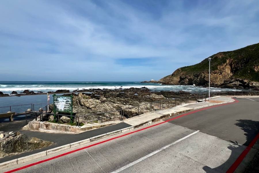  Bedroom Property for Sale in Herolds Bay Western Cape